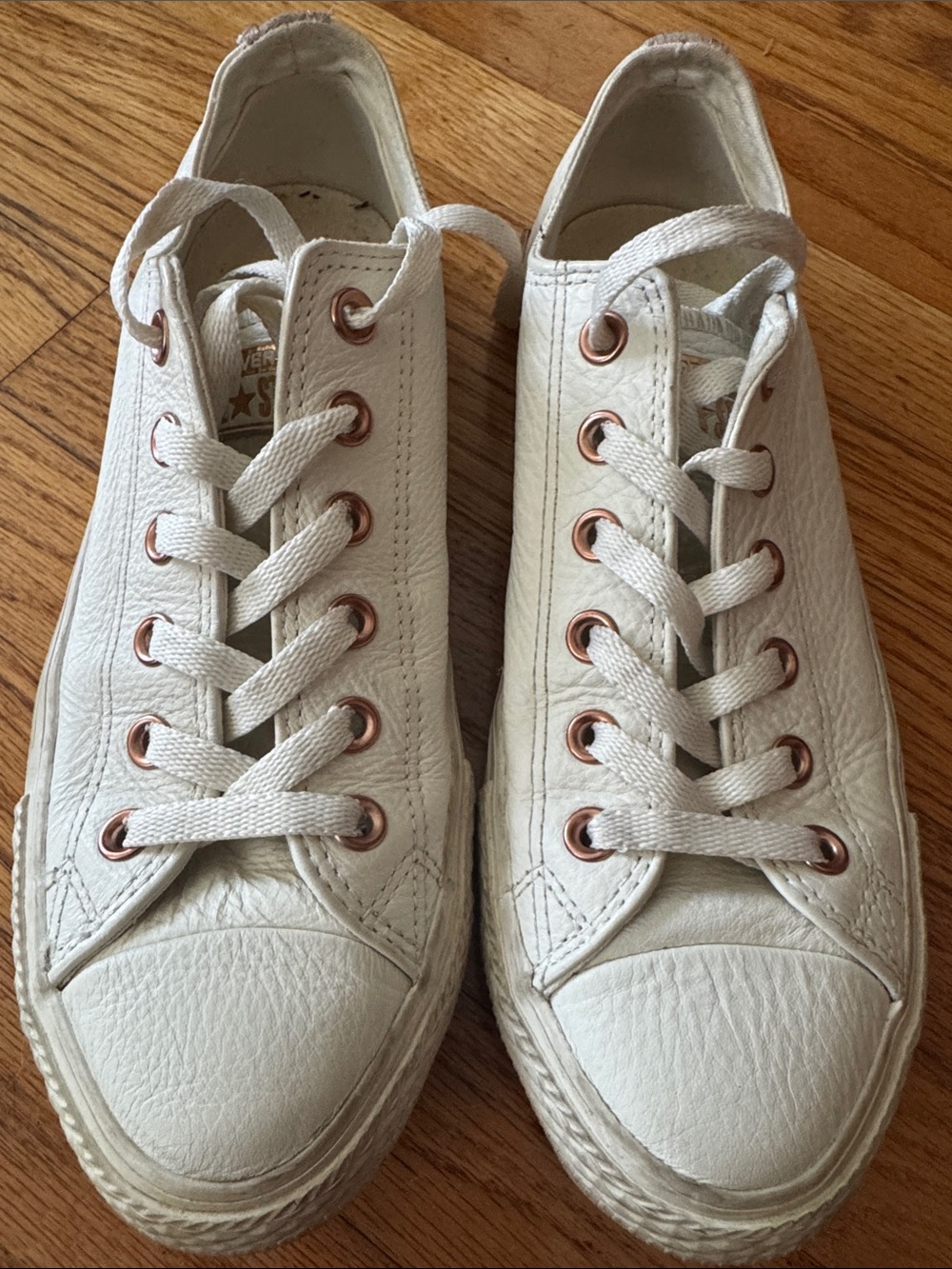 White Leather All Star Converse Low-Top Sneakers with Rose Gold Eyelets